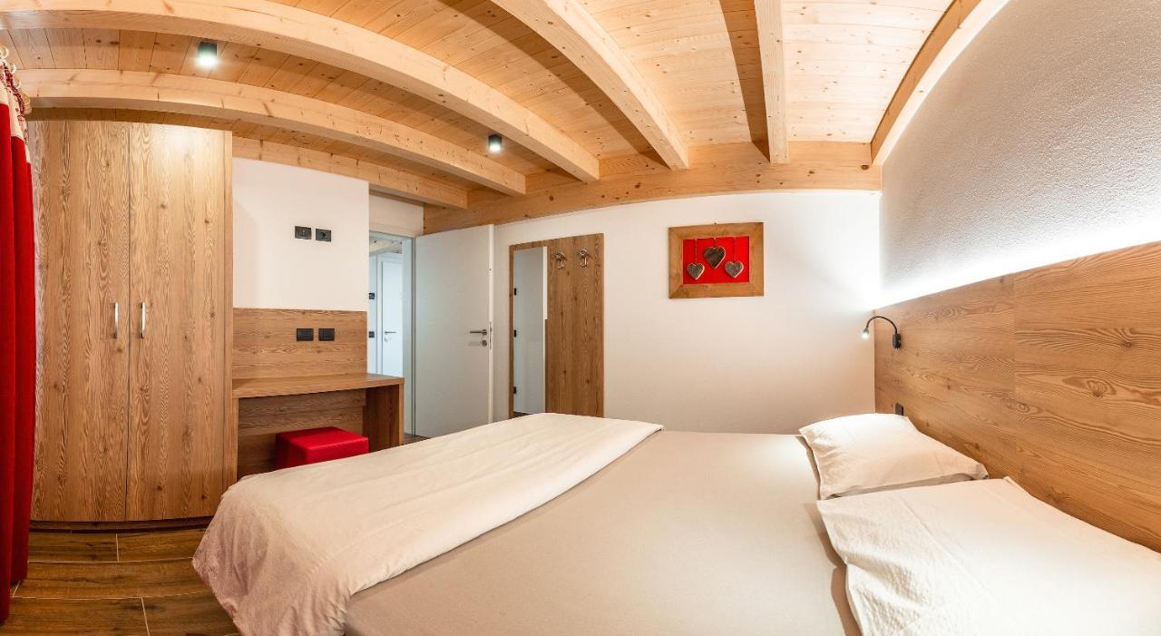 Ciasa Sas Da Le Doudesc Apartman Vigo di Fassa Kültér fotó